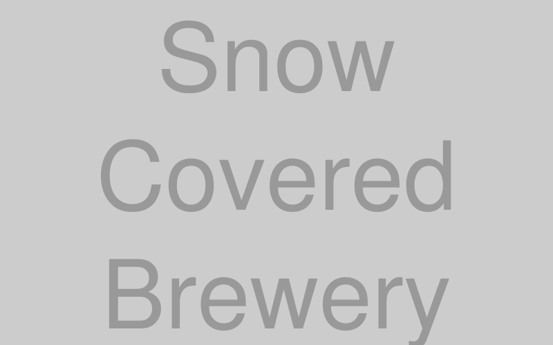 雪に覆われた酒蔵